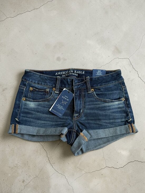 American Eagle Pants - AMERICAN EAGLE Shortie Low Rise Denim Jeans Size 2 NEW NWT